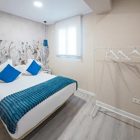 Hostel Plaza Boutique - Solo Adultos Saragossa