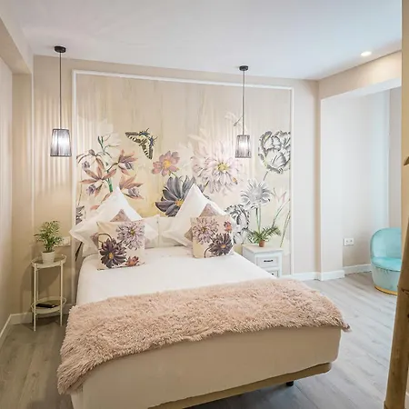 Plaza Boutique - Solo Adultos * Saragosse
