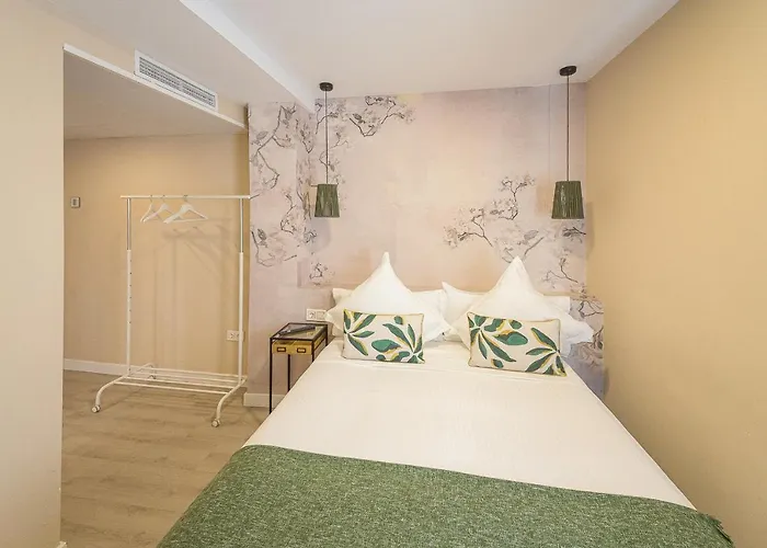 Plaza Boutique - Solo Adultos Auberge de jeunesse Saragosse