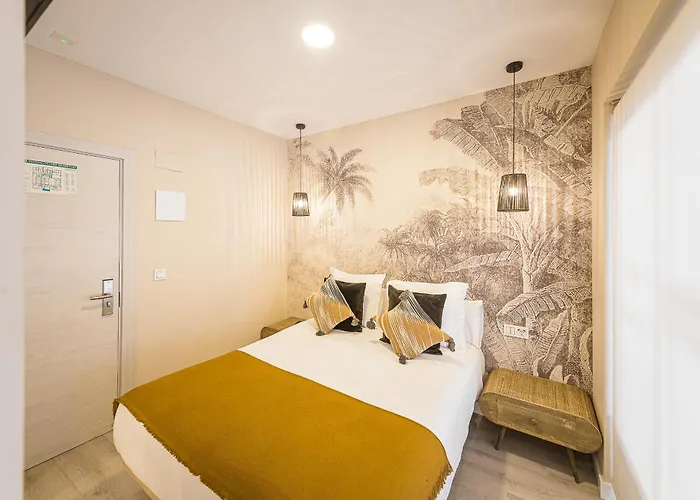 Hostal Plaza Boutique - Solo Adultos *