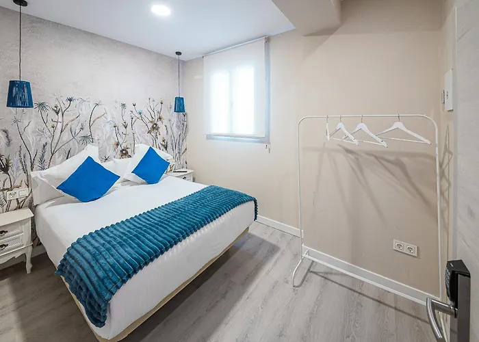 Hostel Plaza Boutique - Solo Adultos Zaragoza